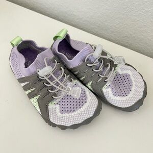 NEW Kids outdoor water/quick dry shoes, size 12 little kids